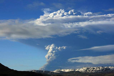 iceland-volcano-eruption