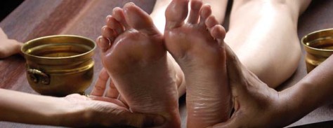 Ayurveda_Massage_Training_Goa_Kerala_India_Shirodhara_Feet